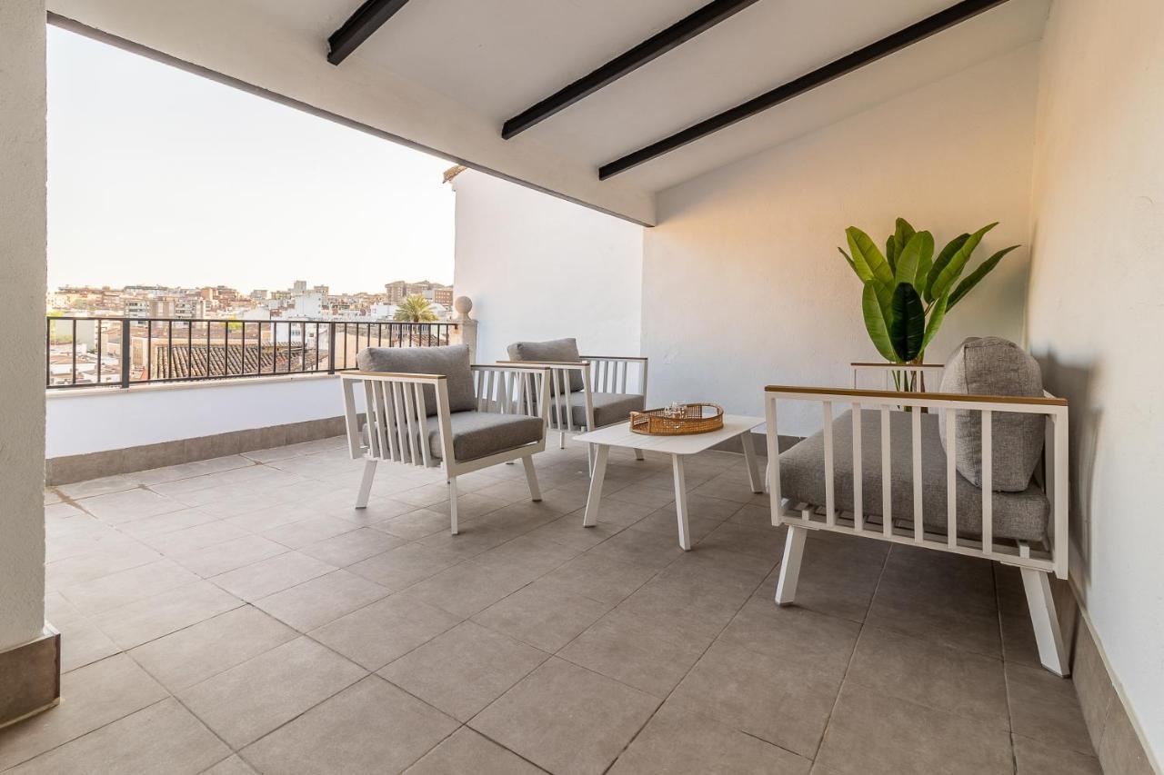 Apartamentos El Patio Plaza Santa Clara Caces מראה חיצוני תמונה